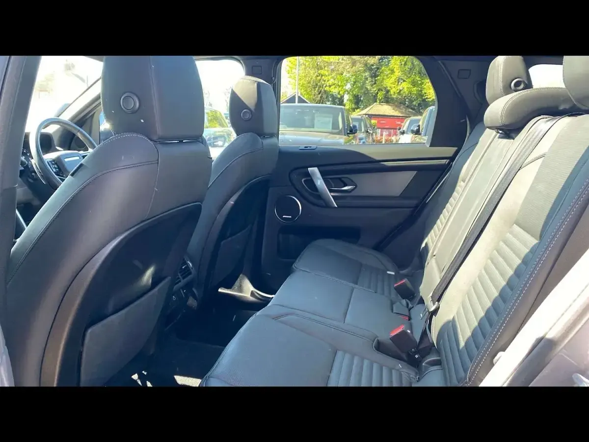 Used Land Rover Discovery 5 HSE Dynamic 2024 Grey SUV