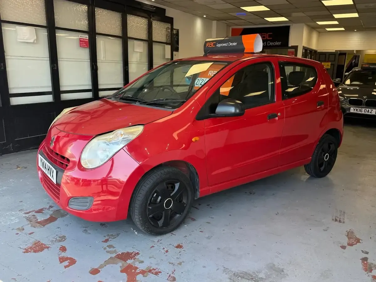 Used Suzuki Alto 2014 Red Hatchback