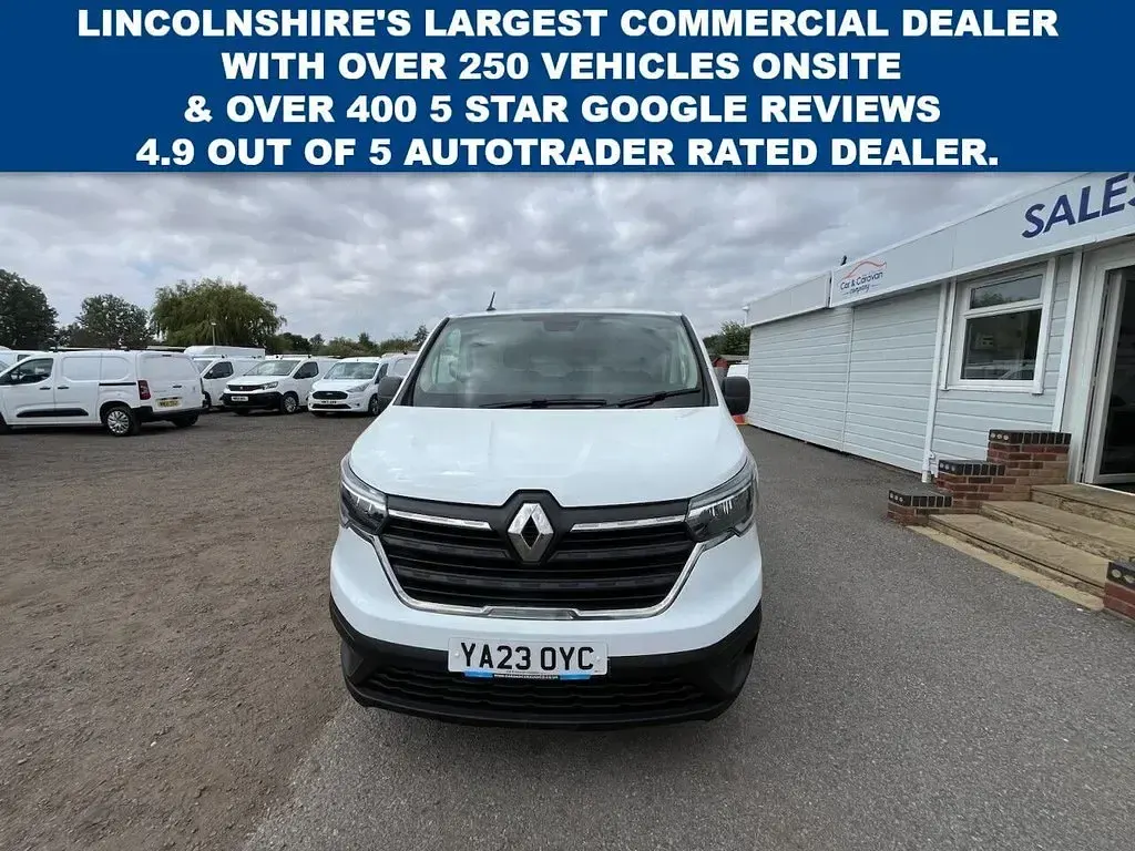 Used Renault Trafic 2023 White MPV