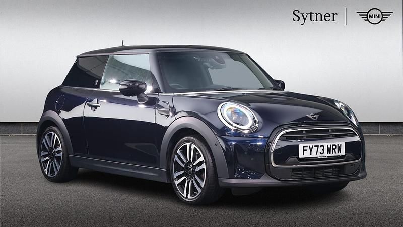 Black Used 2023 Mini Cooper Exclusive Hatchback | £22,500 (Fair price) - Image 1/4