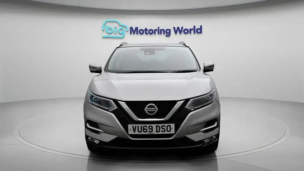 Used Nissan Qashqai S 140 HP (102 kW) 2019 Silver SUV