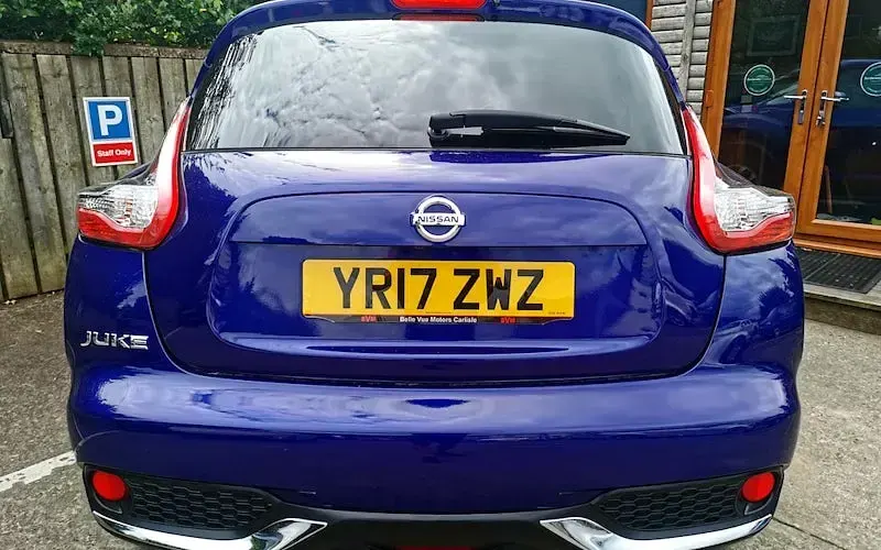 Used Nissan Juke Tekna 110 HP (80 kW) 2017 Blue SUV