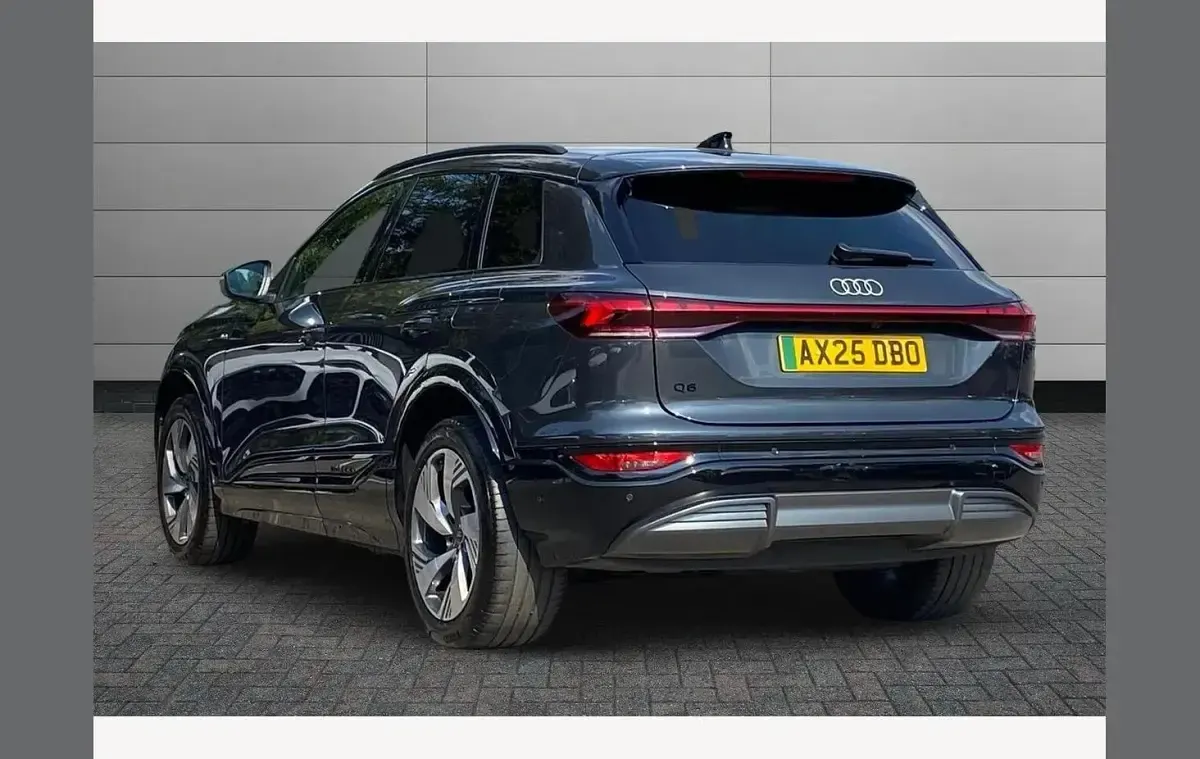 Used Audi Q6 e-tron S-Line 225 kW (306 HP) 2025 Grey SUV