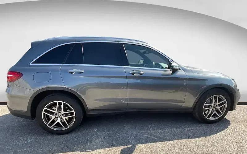 Used Mercedes GLC250 AMG line 211 HP (155 kW) 2018 Grey SUV