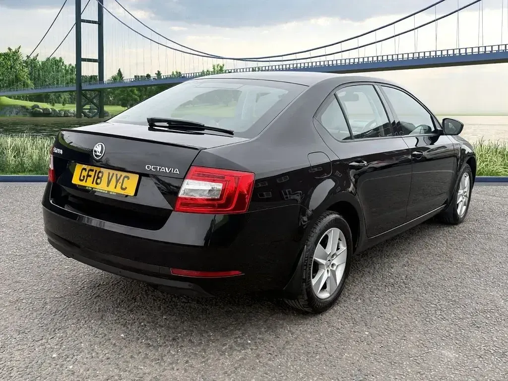 Used Skoda Octavia SE 150 HP (110 kW) 2018 Black Hatchback