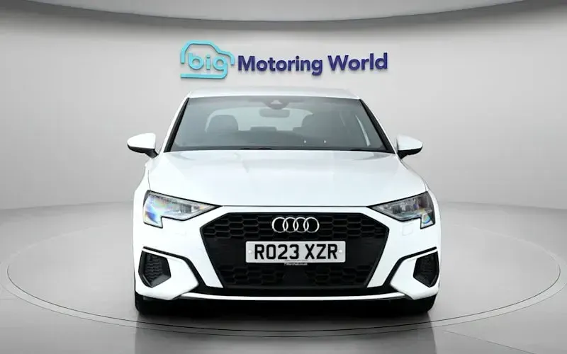 Used Audi A3 Sportback 110 HP (80 kW) 2023 White Hatchback