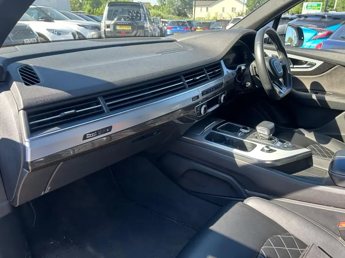 Used Audi SQ7 Comfort 435 HP (319 kW) 2018 Grey SUV