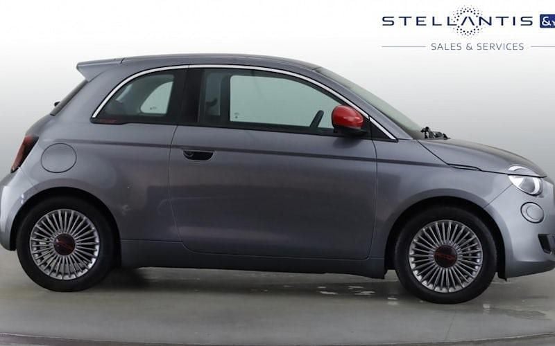 Used Fiat 500e Red 86 kW (118 HP) 2026 Hatchback