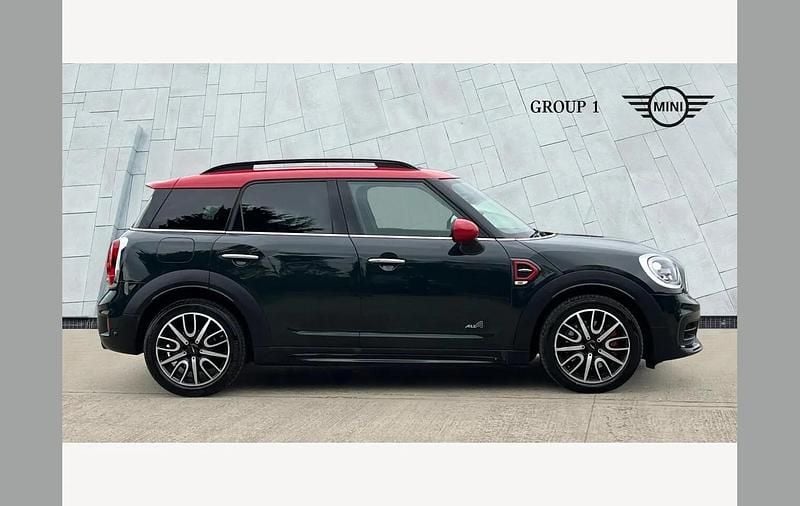 Used Mini John Cooper Works Countryman 231 HP (169 kW) 2017 Green SUV