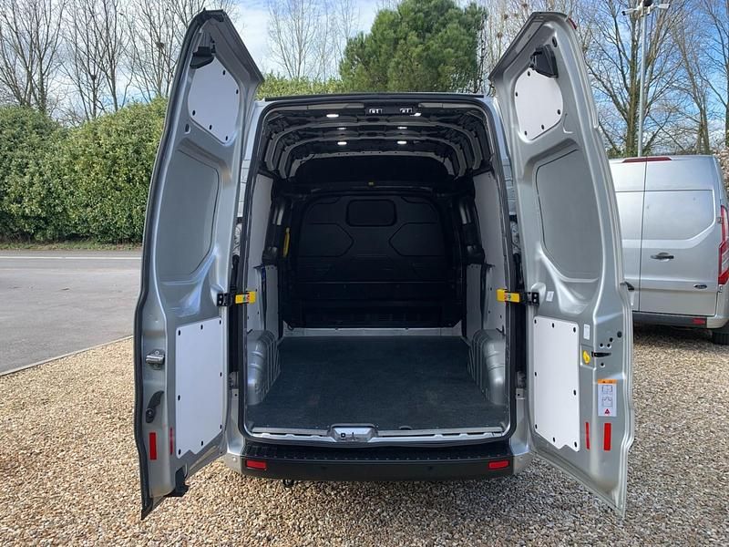 Usado Ford Transit Custom Trend 130 CV (95 kW) 2020 Plateado Van