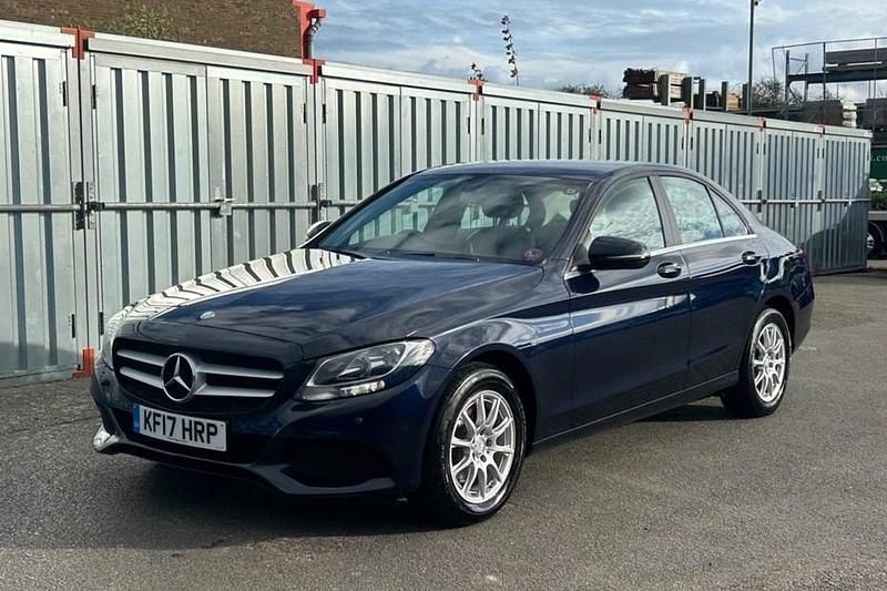 Used Mercedes C220 SE 2017 Blue Sedan