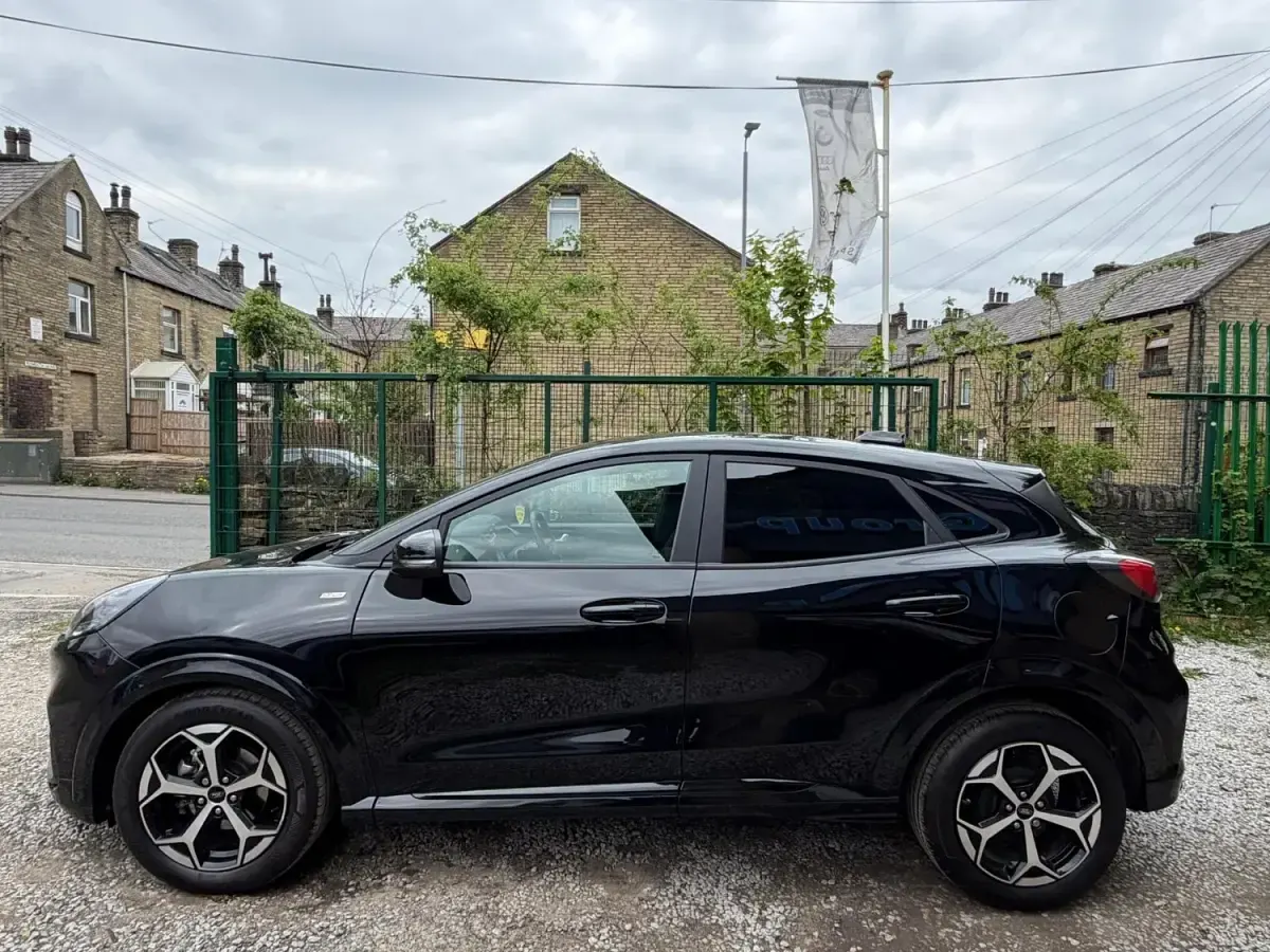 Used Ford Puma ST-Line 125 HP (91 kW) 2025 Black SUV