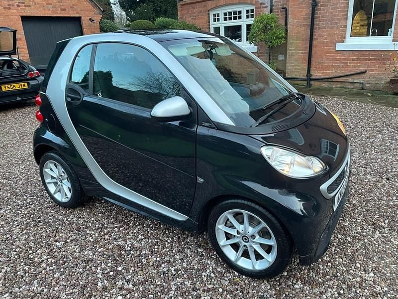 Silver Used 2012 Smart ForTwo Coupé Passion Coupe | £1,750 (Good price) - Image 1/4