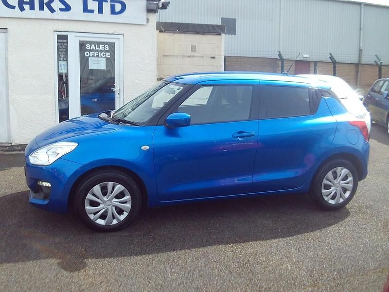 Used Suzuki Swift SZ3 90 HP (66 kW) 2019 Blue Hatchback