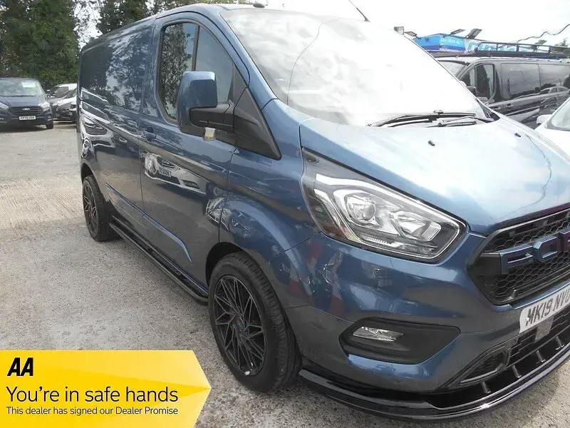 Used Ford Transit Custom Limited 130 HP (95 kW) 2019 Blue Van