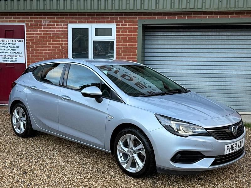 Silver Used 2020 Vauxhall Astra SRi Hatchback | £11,365 (Fair price) - Image 1/4