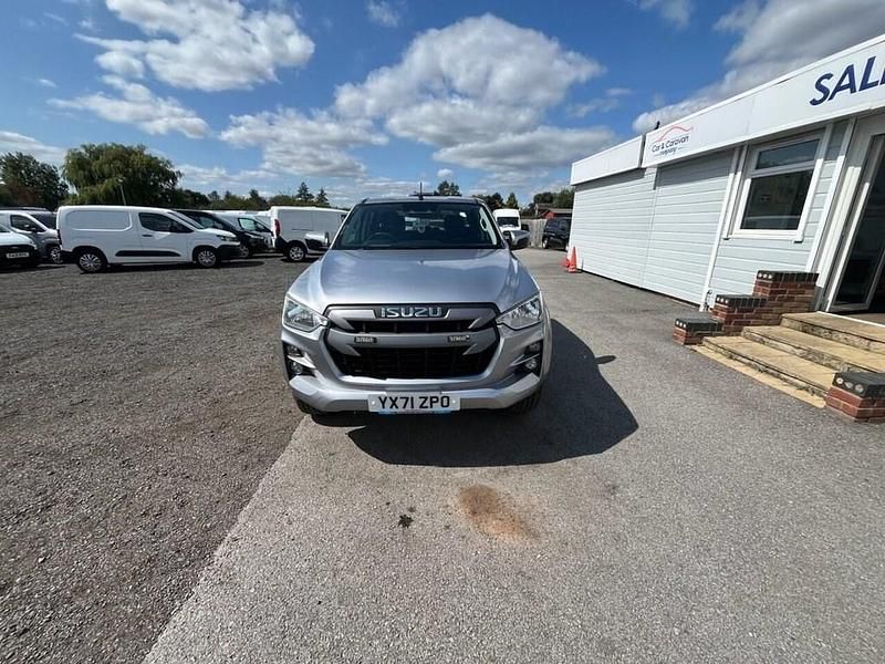 Used Isuzu Pick up 164 HP (120 kW) 2021 Silver Pickup