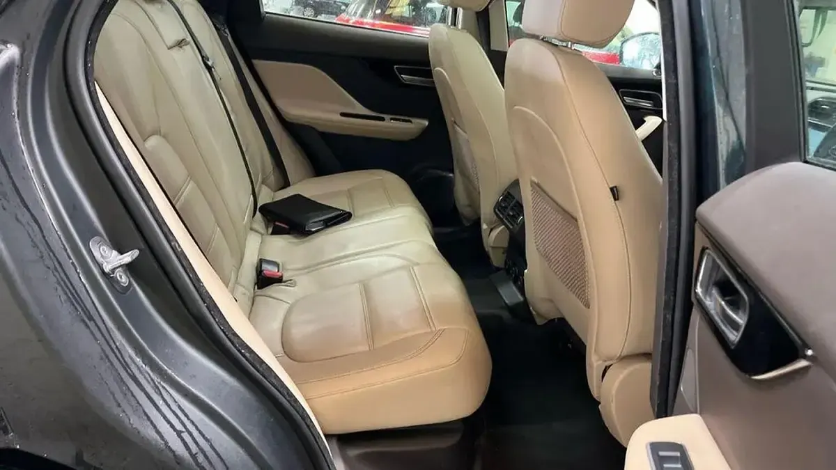 Used Jaguar F-Pace Prestige 180 HP (132 kW) 2016 Green SUV
