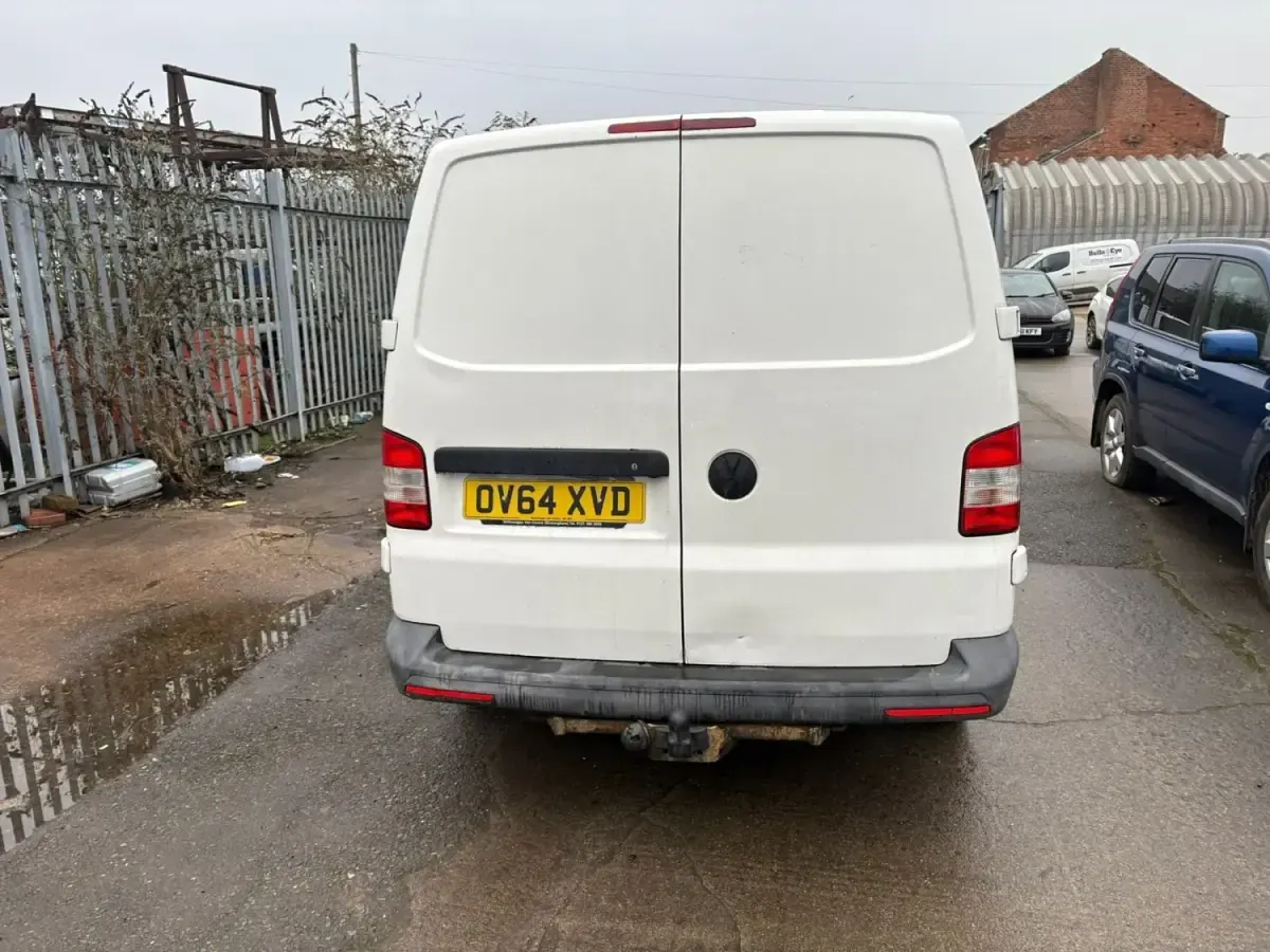 Second-hand VW Transporter Startline 102 CP (75 kW) 2014 Alb Van