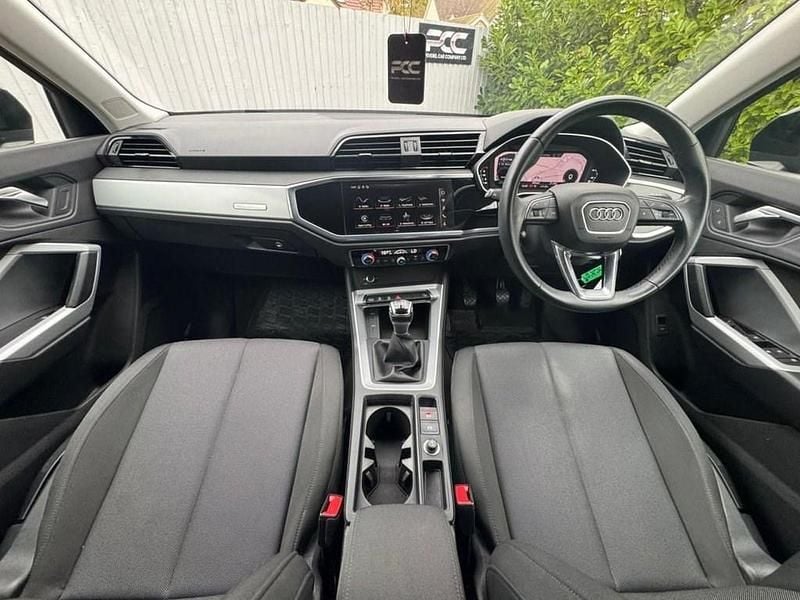 Used Audi Q3 Business 150 HP (110 kW) 2022 Blue SUV