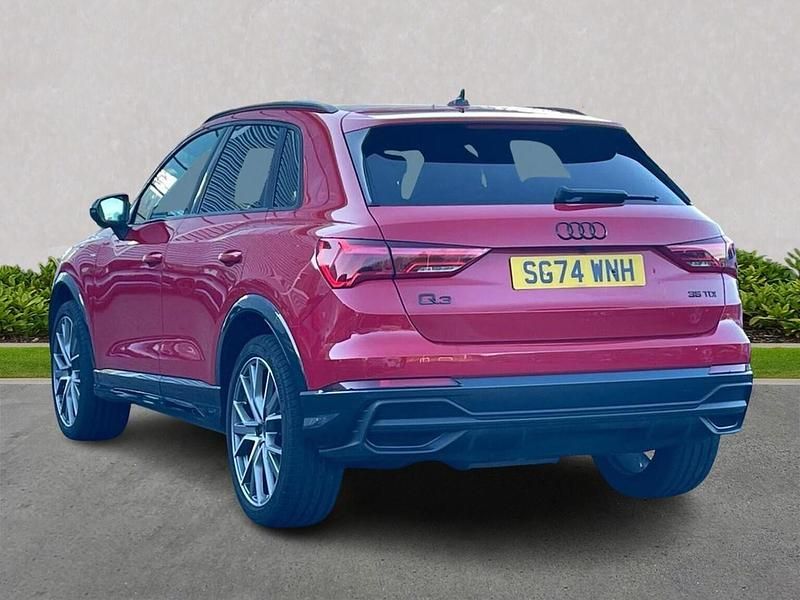 Used Audi Q3 Black Edition 148 HP (108 kW) 2025 Red SUV