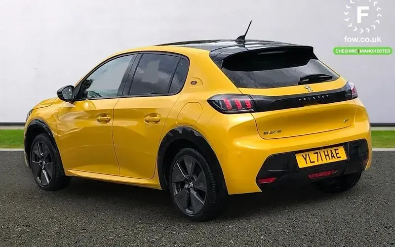 Used Peugeot e-208 GTi 100 kW (136 HP) 2023 Hatchback