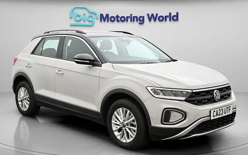 Używany VW T-Roc S 110 KM (80 kW) 2023 SUV