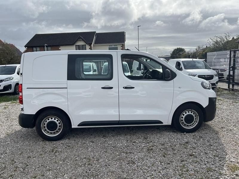 Used Peugeot Expert 2021 White Van