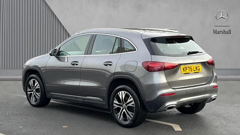 Used Mercedes GLA200 Executive 150 HP (110 kW) 2025 Mountain grey metallic SUV