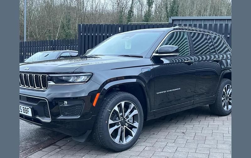 Used Jeep Grand Cherokee Overland 376 HP (276 kW) 2025 Black SUV