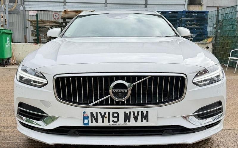 Used Volvo V90 Inscription 390 HP (286 kW) 2019 White Estate