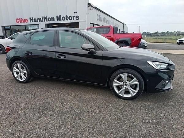 Black Used 2023 Seat Leon FR Hatchback | £15,995 (Fair price) - Image 1/4