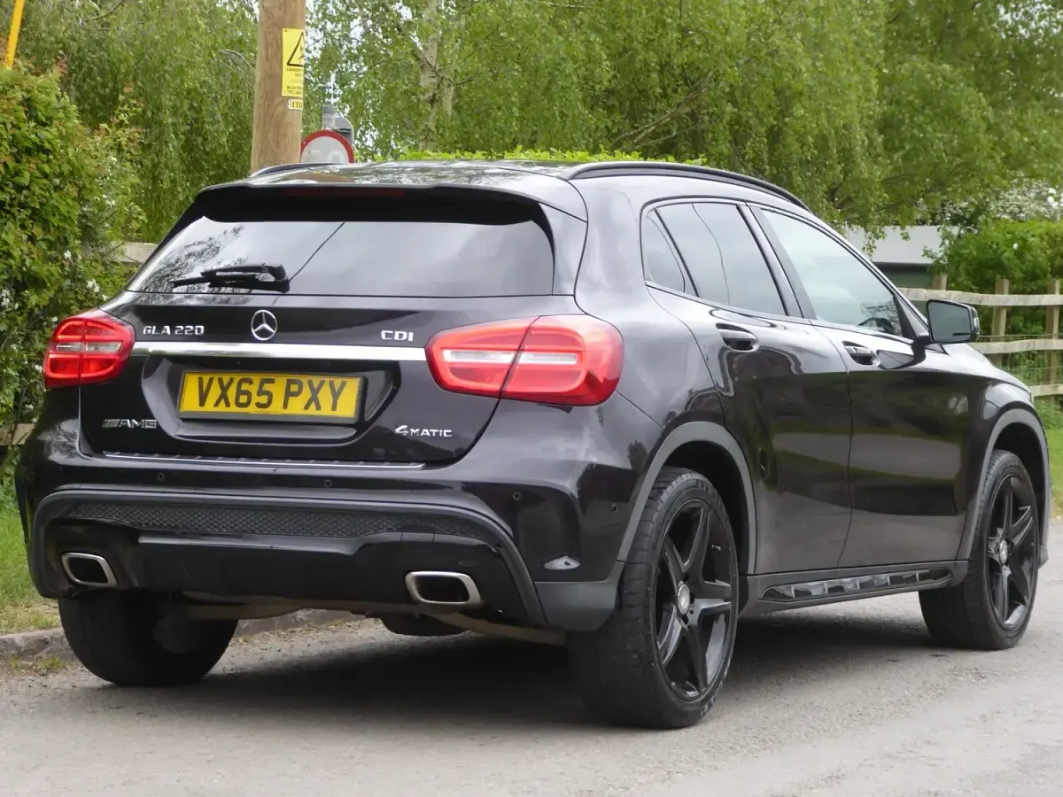 Used Mercedes GLA220 AMG line 167 HP (122 kW) 2015 Mauve purple SUV