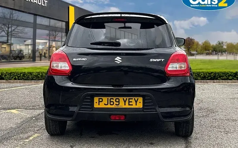 Used Suzuki Swift 90 HP (66 kW) 2019 Black Hatchback