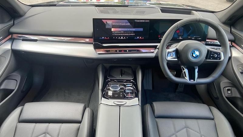 Used BMW i5 M Sport 246 kW (335 HP) 2025 Grey Estate