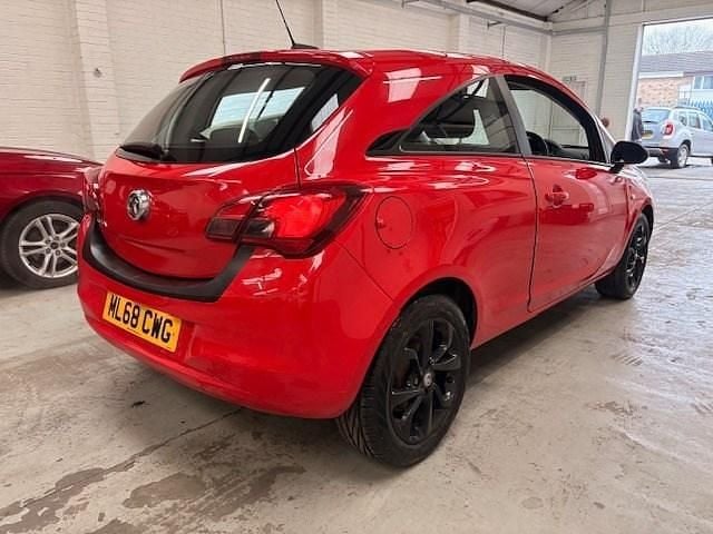 Used Vauxhall Corsa 75 HP (55 kW) 2018 Red Hatchback
