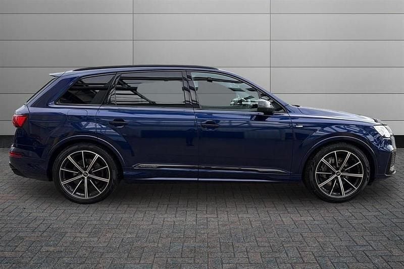 Used Audi Q7 Black Edition 340 HP (250 kW) 2022 Blue SUV