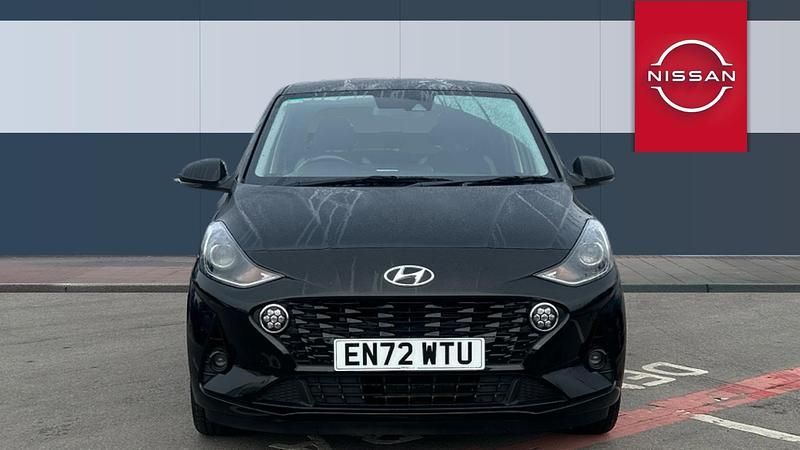 Used Hyundai i10 Premium 84 HP (61 kW) 2023 Black Hatchback