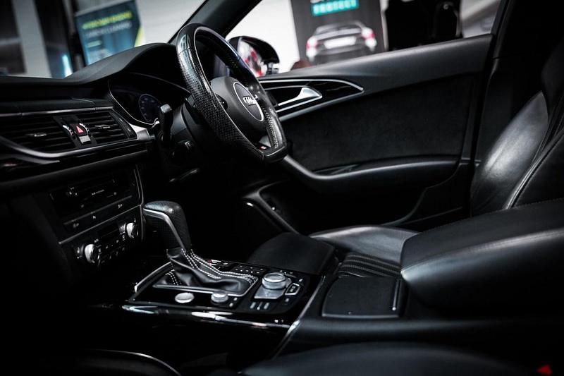 Used Audi A6 Black Edition 190 HP (139 kW) 2018 Blue Estate