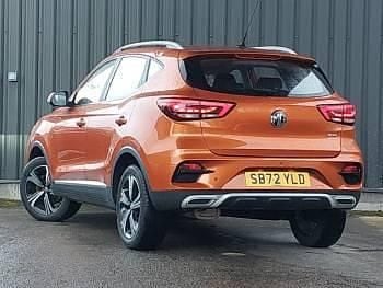 Used MG ZS Excite 106 HP (77 kW) 2023 Orange SUV