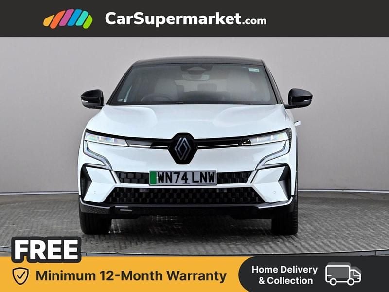 Used Renault Megane E-Tech Komfort 160 kW (218 HP) 2024 White/black Hatchback