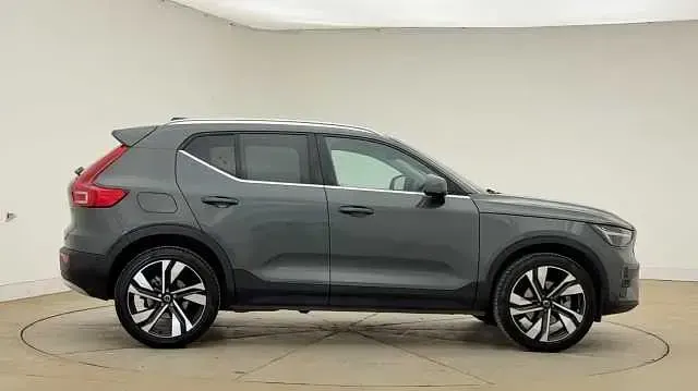 Used Volvo XC40 Ultra 161 HP (118 kW) 2025 Green SUV