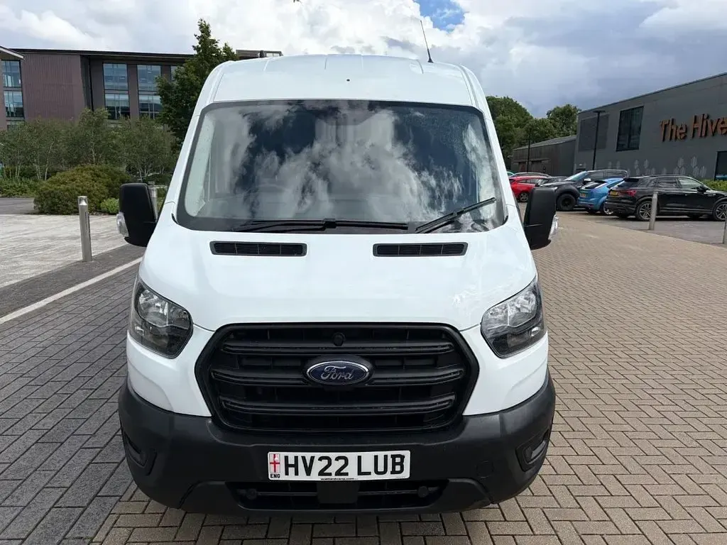 Used Ford Transit S 130 HP (95 kW) 2022 White Van