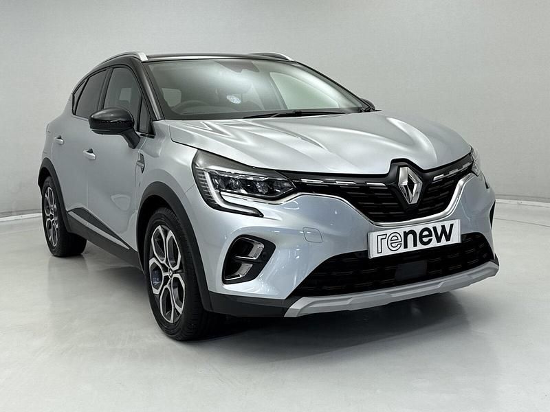 Used Renault Captur 142 HP (104 kW) 2023 Grey/black  SUV