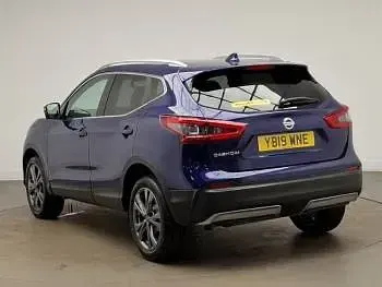 Used Nissan Qashqai N-Connecta 140 HP (102 kW) 2019 Blue SUV