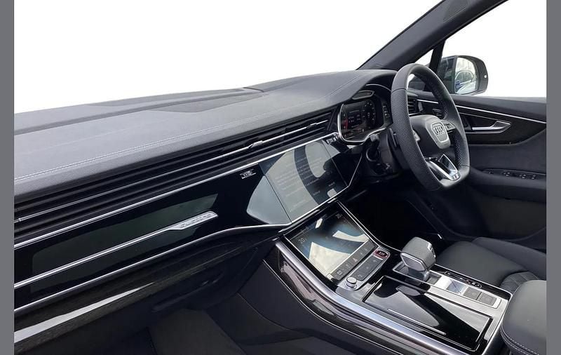 Usado Audi SQ7 Comfort 507 CV (372 kW) 2025 Gris SUV