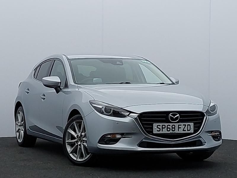 Usado Mazda 3 Inclusive 120 HP (88 kW) 2018 Prateado Citadino