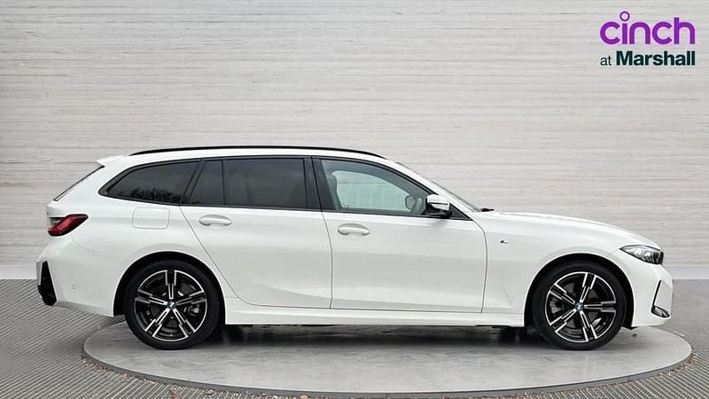 Used BMW 330e M Sport 292 HP (214 kW) 2024 White Estate