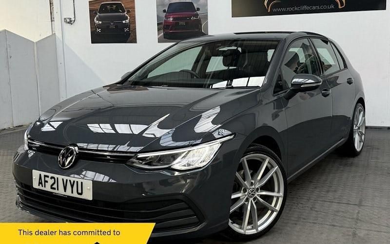 Used 2024 VW Golf VIII Life Hatchback | £14,690 (Good price) - Image 1/4