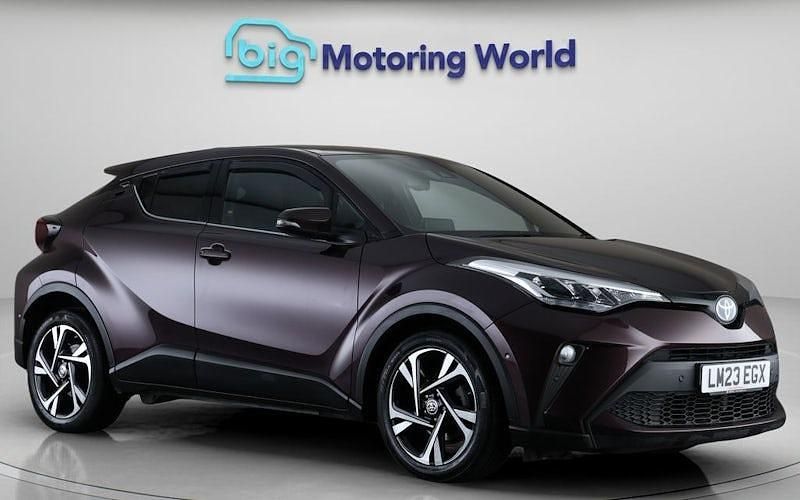 Used Toyota C-HR Design 122 HP (89 kW) 2023 Mauve/purple SUV